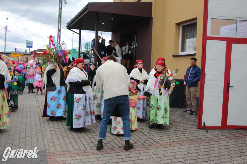 Topienie marzanny. Z pompą kultywują ten zwyczaj