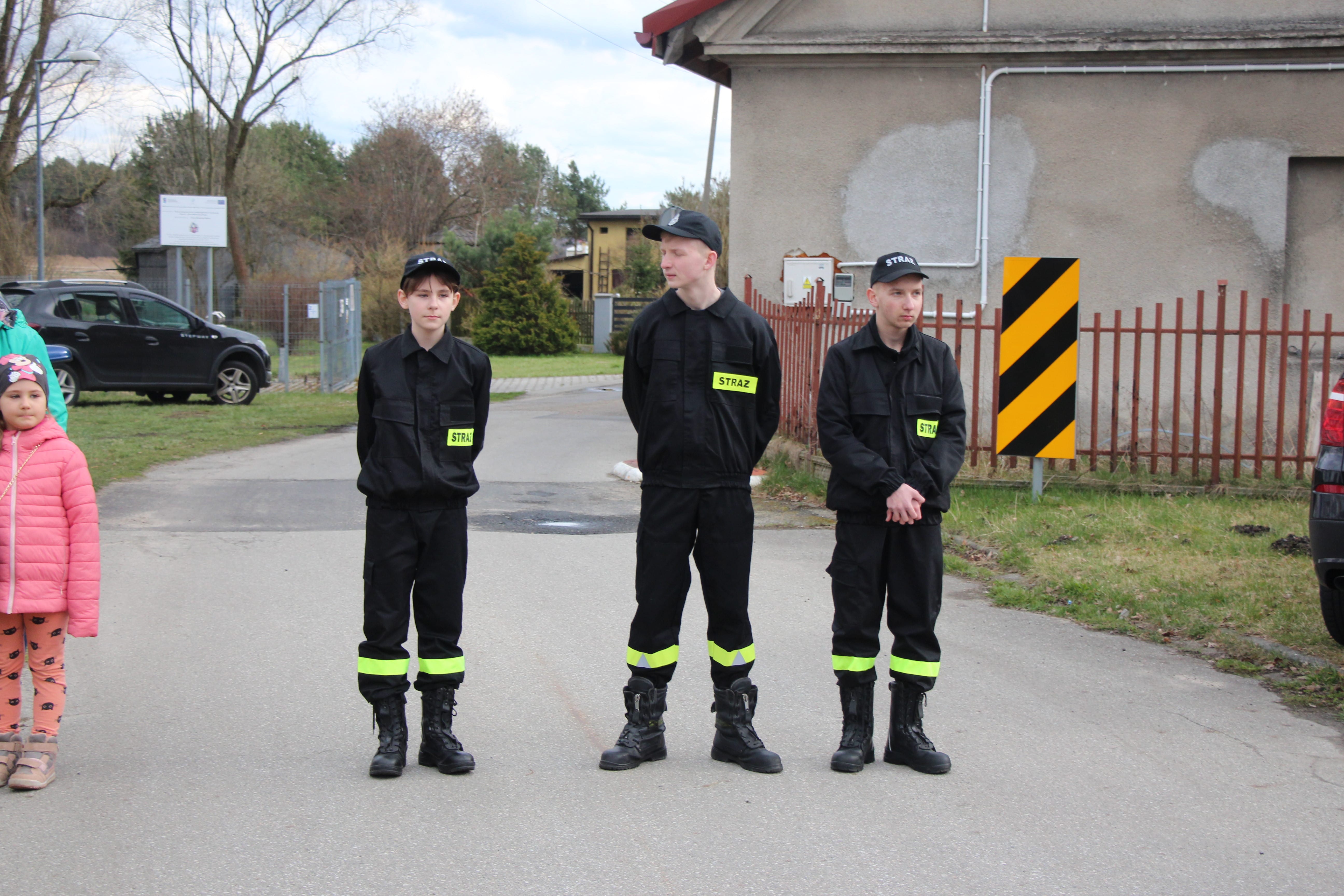 Topienie marzanny. Z pompą kultywują ten zwyczaj