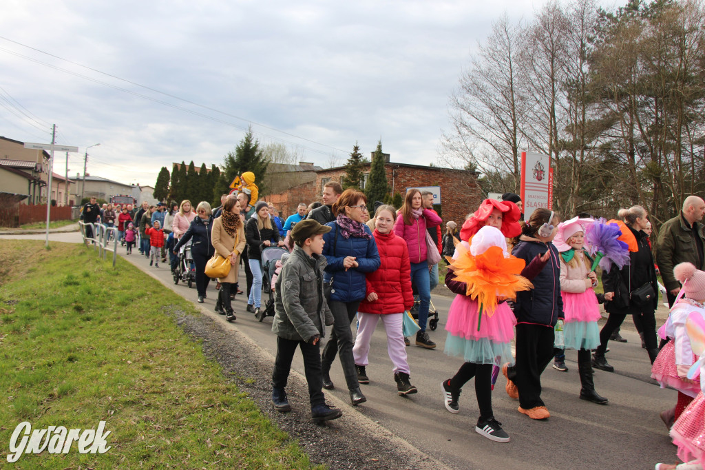 Topienie marzanny. Z pompą kultywują ten zwyczaj