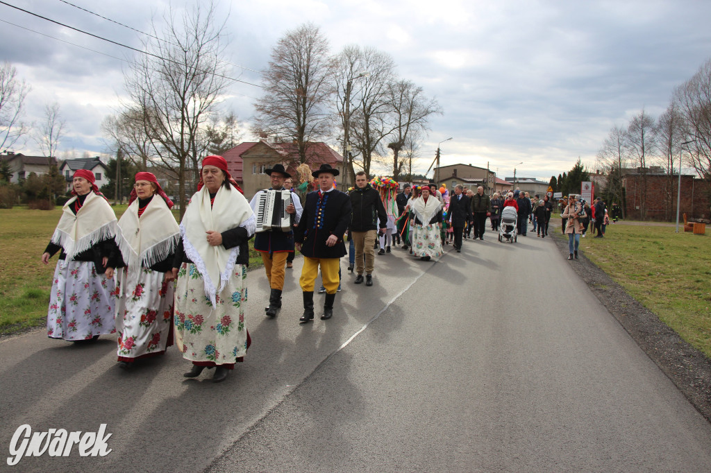 Topienie marzanny. Z pompą kultywują ten zwyczaj