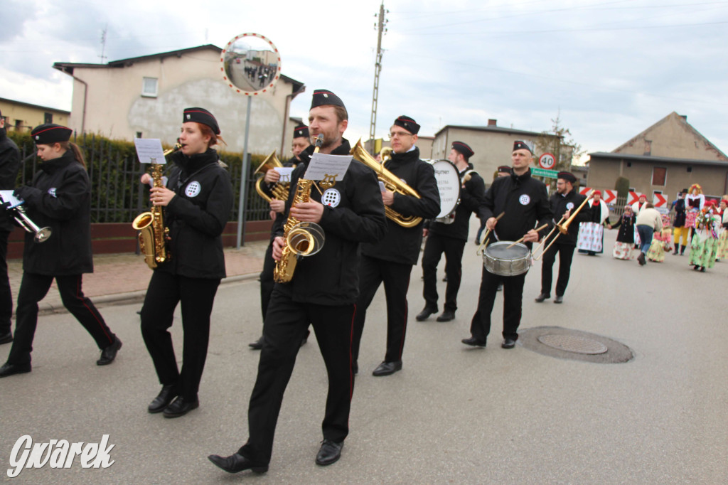 Topienie marzanny. Z pompą kultywują ten zwyczaj