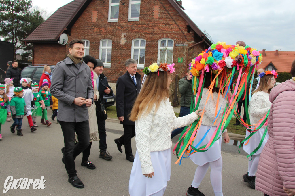 Topienie marzanny. Z pompą kultywują ten zwyczaj