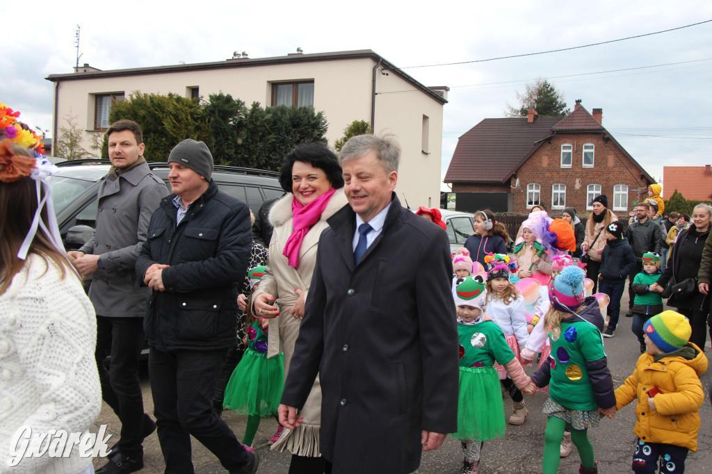 Topienie marzanny. Z pompą kultywują ten zwyczaj