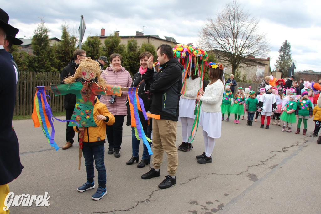 Topienie marzanny. Z pompą kultywują ten zwyczaj