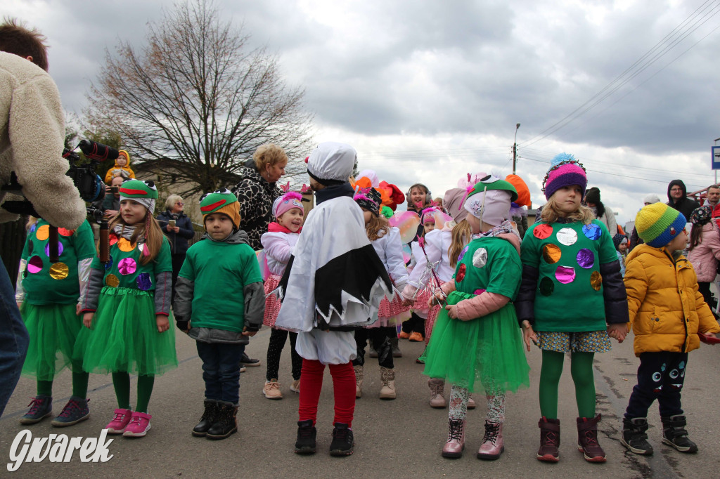 Topienie marzanny. Z pompą kultywują ten zwyczaj