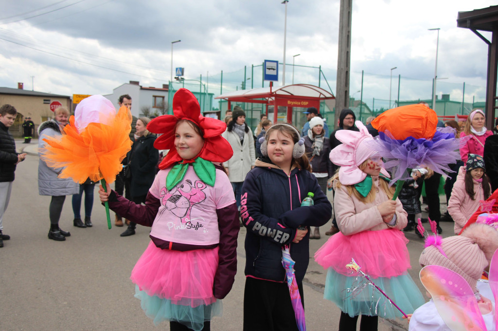 Topienie marzanny. Z pompą kultywują ten zwyczaj