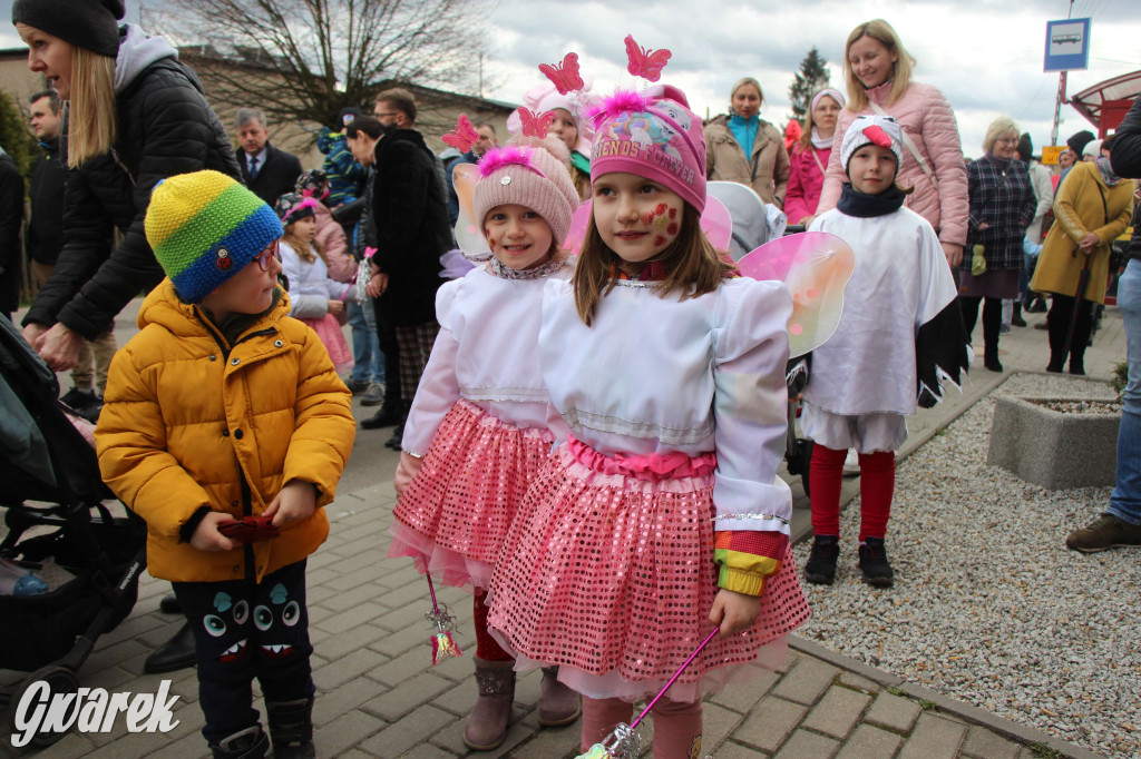 Topienie marzanny. Z pompą kultywują ten zwyczaj