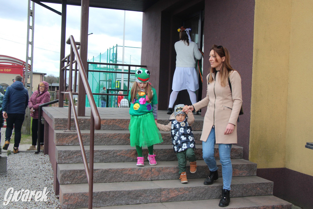 Topienie marzanny. Z pompą kultywują ten zwyczaj