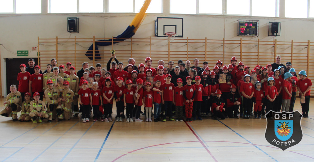 Bieg farmera z kanistrami, przerzucanie opony. Młodzi druhowie dali radę