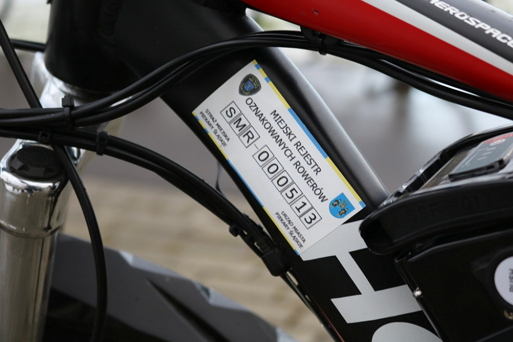 Ustawka rowerzystów i biegaczy. Znakowanie rowerów