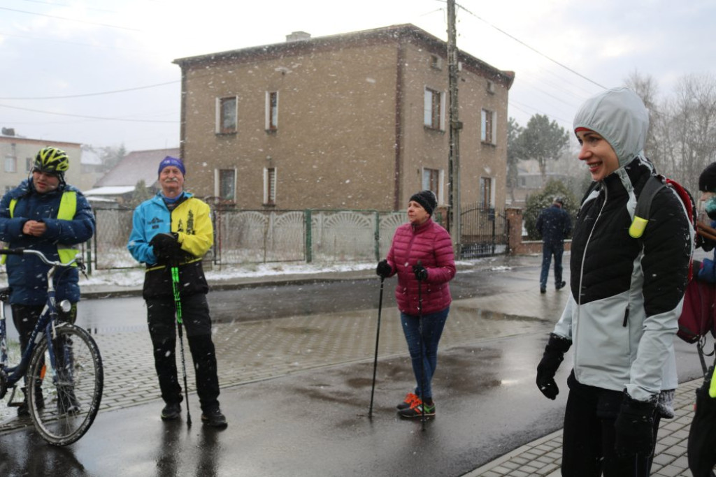 Ustawka rowerzystów i biegaczy. Znakowanie rowerów
