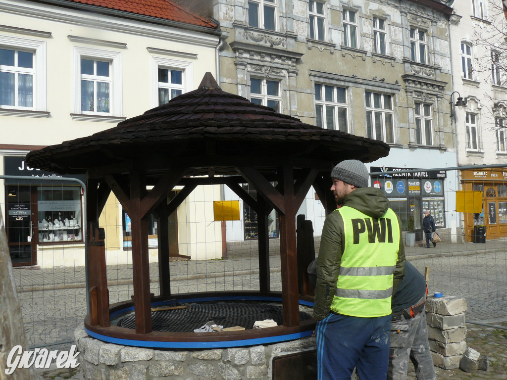 Tarnowskie Góry. Studnia wróciła na rynek
