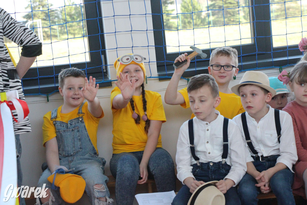 Tłumy na otwarciu sali gimnastycznej. Wielka chwila dla miejscowości