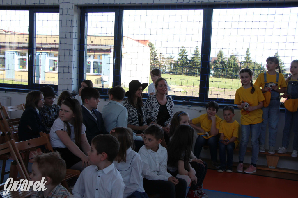 Tłumy na otwarciu sali gimnastycznej. Wielka chwila dla miejscowości