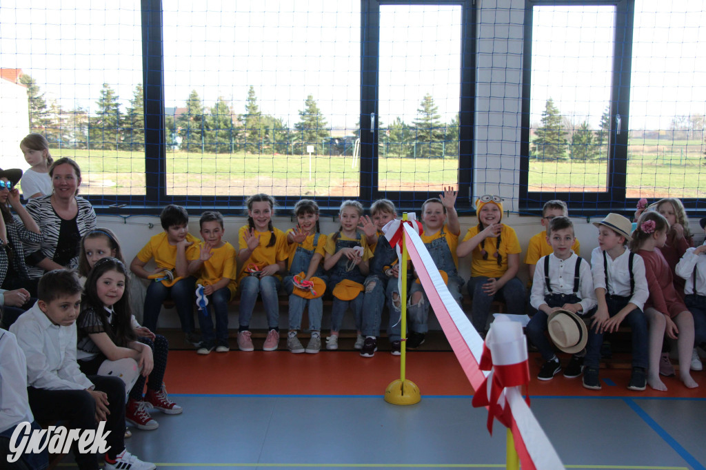 Tłumy na otwarciu sali gimnastycznej. Wielka chwila dla miejscowości