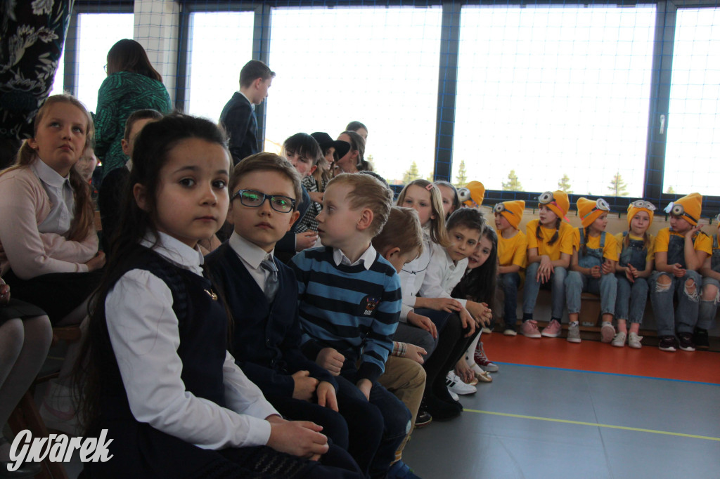 Tłumy na otwarciu sali gimnastycznej. Wielka chwila dla miejscowości
