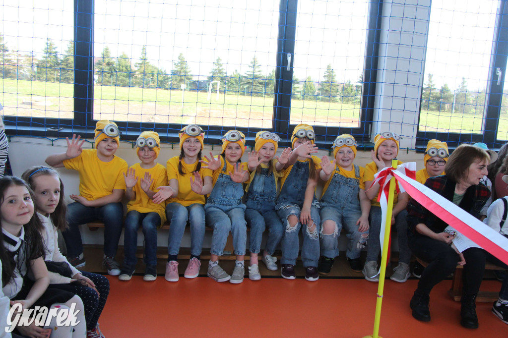 Tłumy na otwarciu sali gimnastycznej. Wielka chwila dla miejscowości