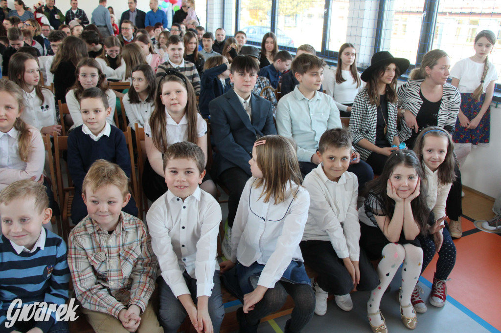 Tłumy na otwarciu sali gimnastycznej. Wielka chwila dla miejscowości