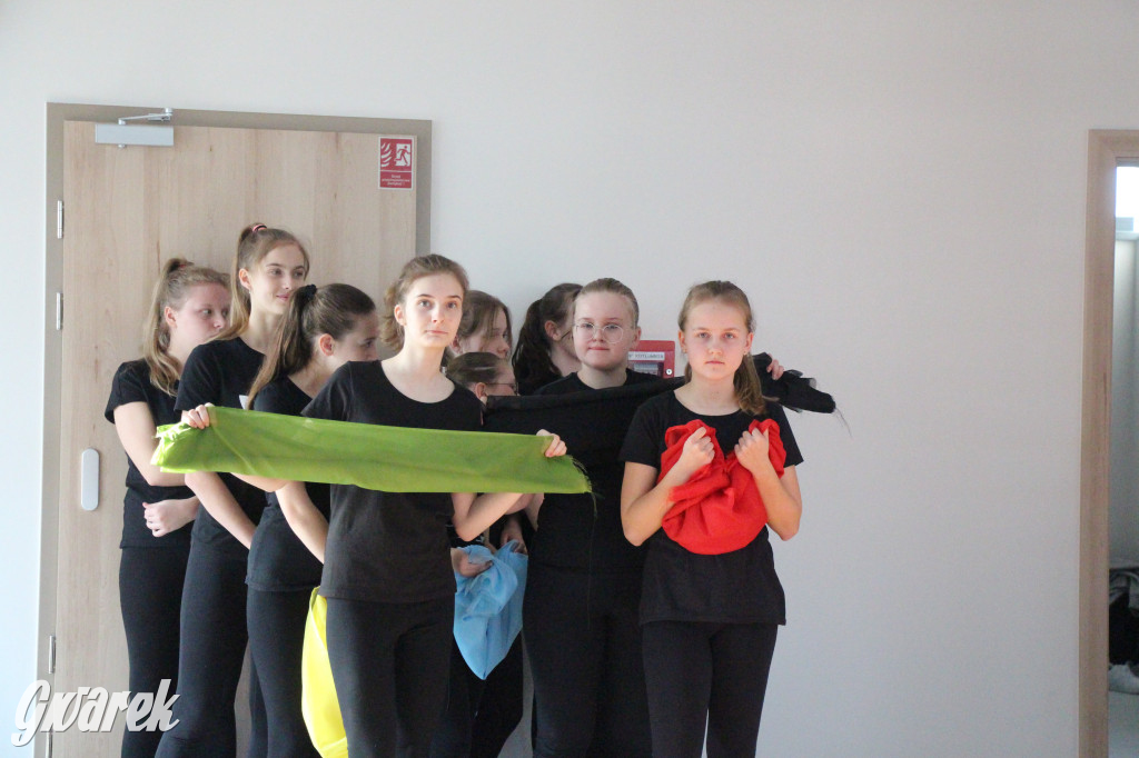 Tłumy na otwarciu sali gimnastycznej. Wielka chwila dla miejscowości