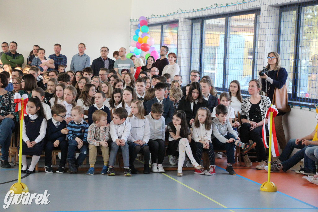 Tłumy na otwarciu sali gimnastycznej. Wielka chwila dla miejscowości