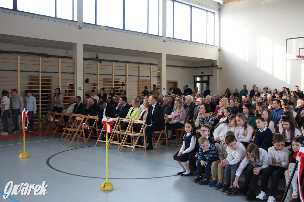 Tłumy na otwarciu sali gimnastycznej. Wielka chwila dla miejscowości