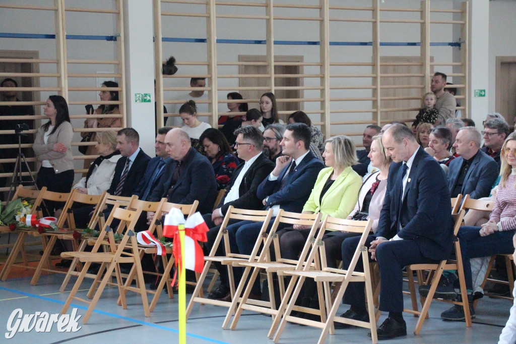 Tłumy na otwarciu sali gimnastycznej. Wielka chwila dla miejscowości
