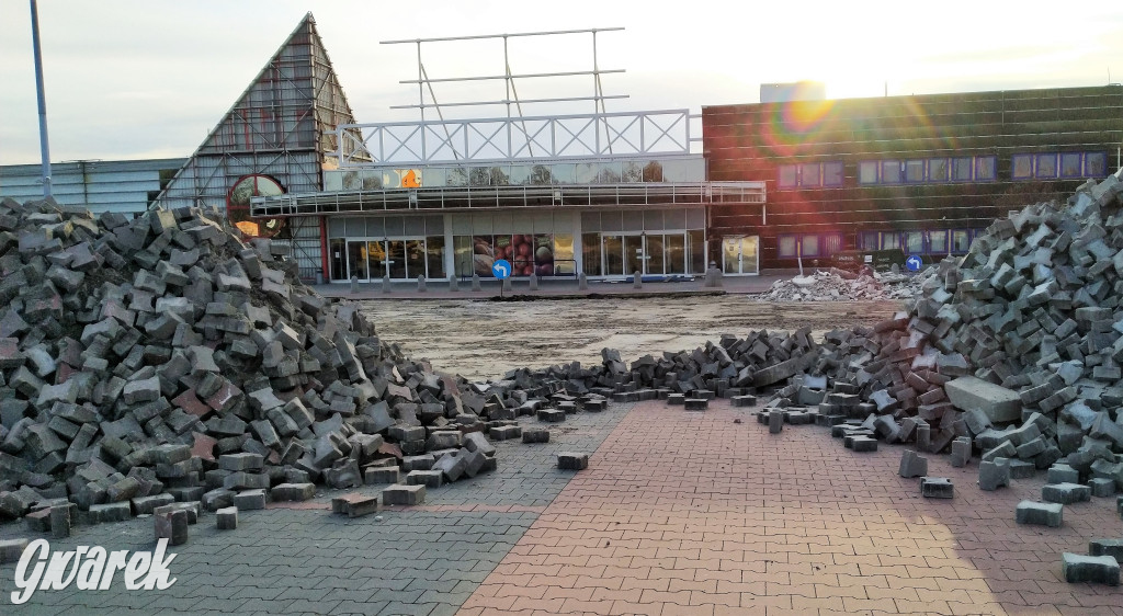 Rozbiórka w Bytomiu. Co z halą po Tesco w Tarnowskich Górach?