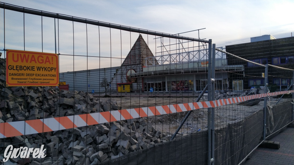 Rozbiórka w Bytomiu. Co z halą po Tesco w Tarnowskich Górach?