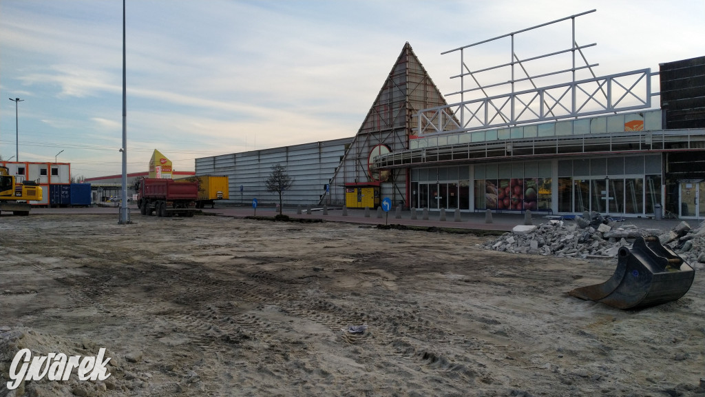 Rozbiórka w Bytomiu. Co z halą po Tesco w Tarnowskich Górach?