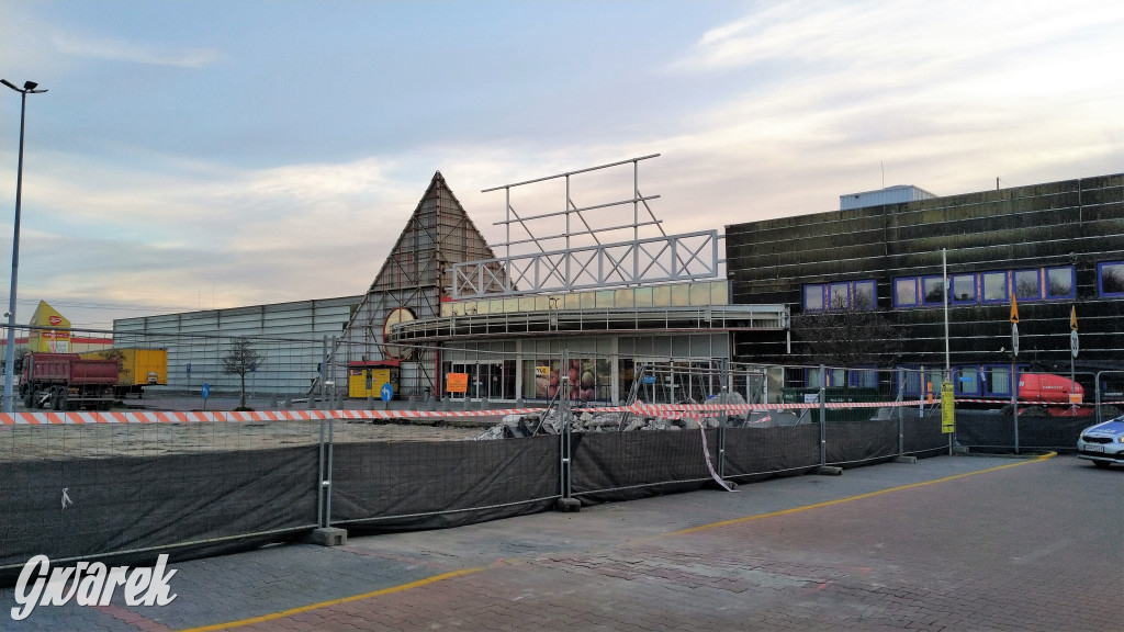 Rozbiórka w Bytomiu. Co z halą po Tesco w Tarnowskich Górach?
