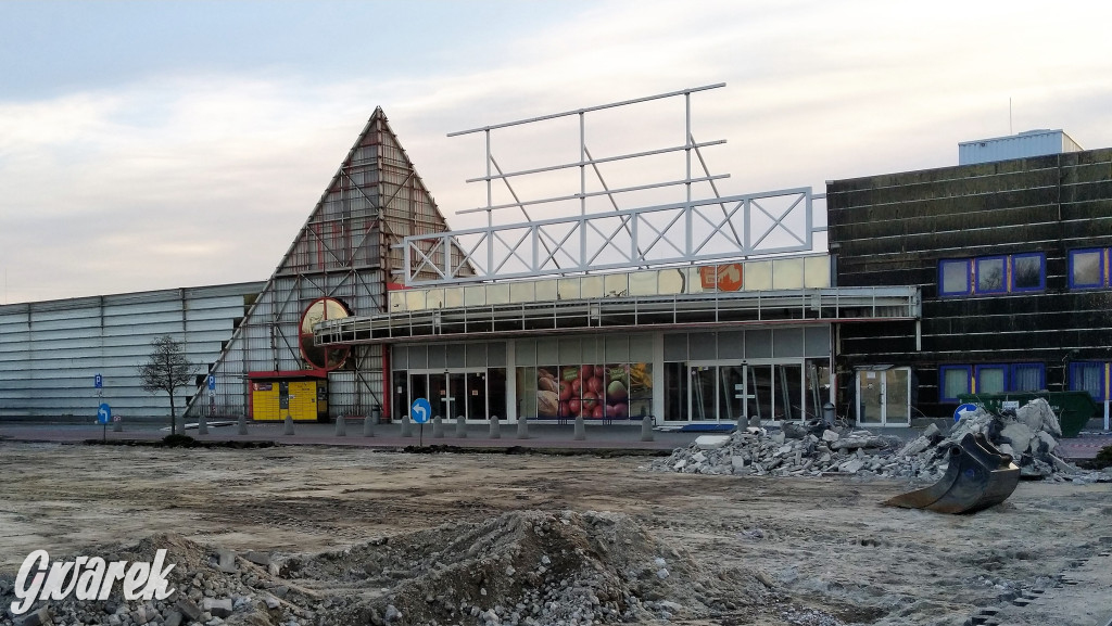 Rozbiórka w Bytomiu. Co z halą po Tesco w Tarnowskich Górach?