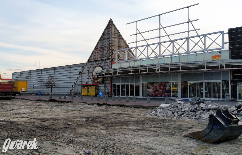 Rozbiórka w Bytomiu. Co z halą po Tesco w Tarnowskich Górach?