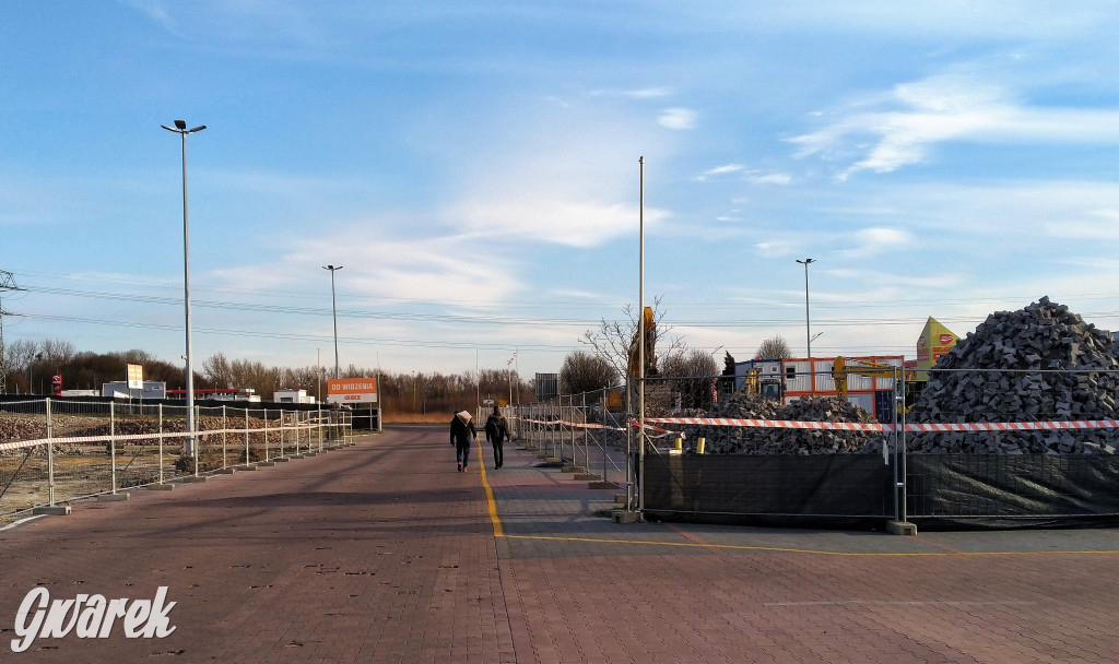 Rozbiórka w Bytomiu. Co z halą po Tesco w Tarnowskich Górach?