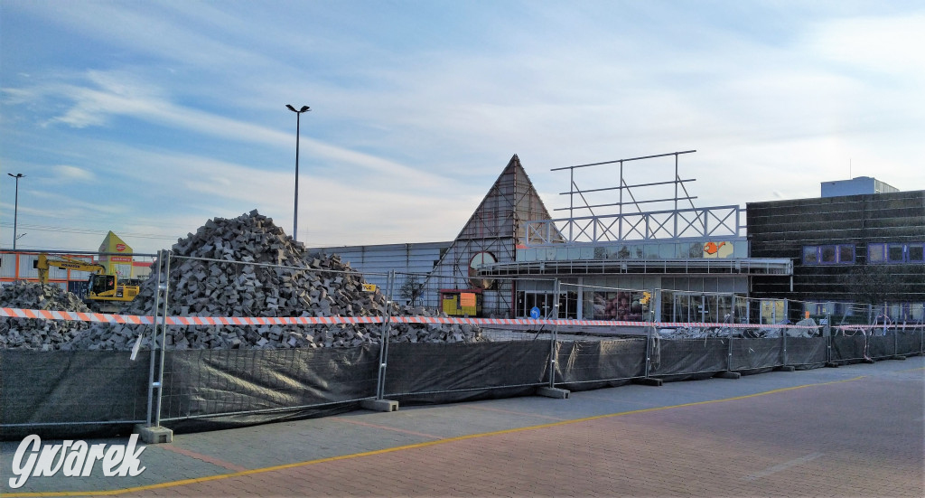 Rozbiórka w Bytomiu. Co z halą po Tesco w Tarnowskich Górach?