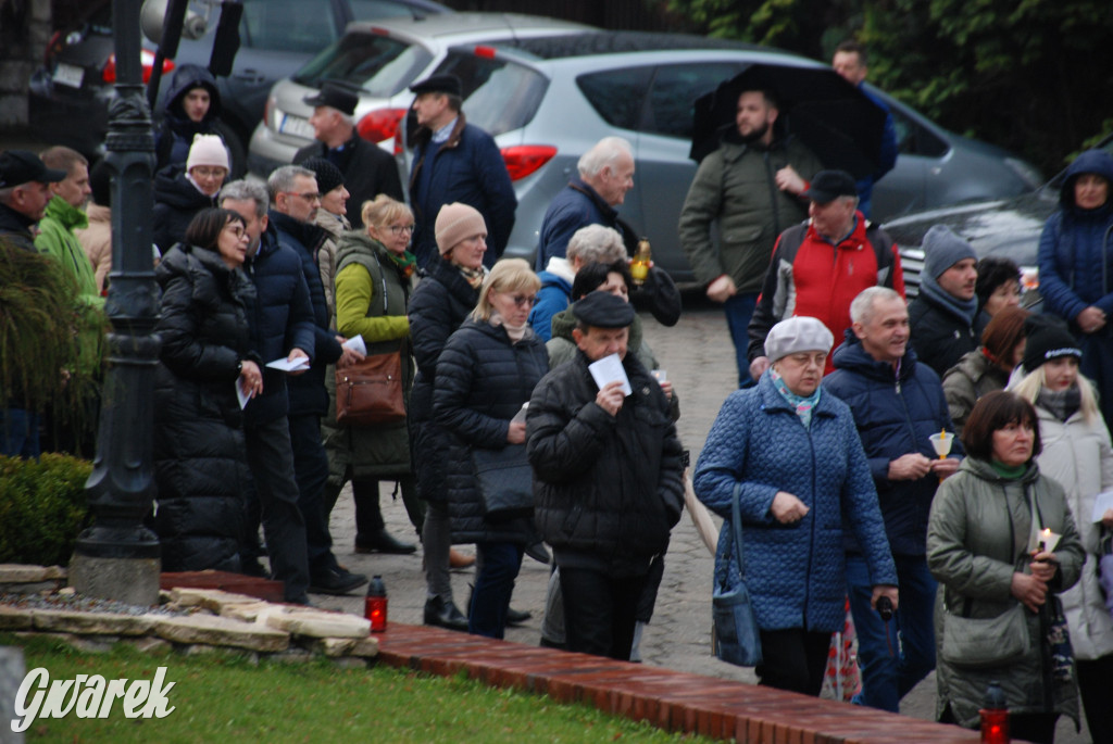 Radzionków. Droga Krzyżowa ulicami miasta