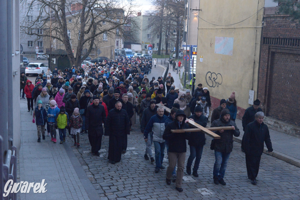 Tarnowskie Góry. Droga Krzyżowa ulicami miasta