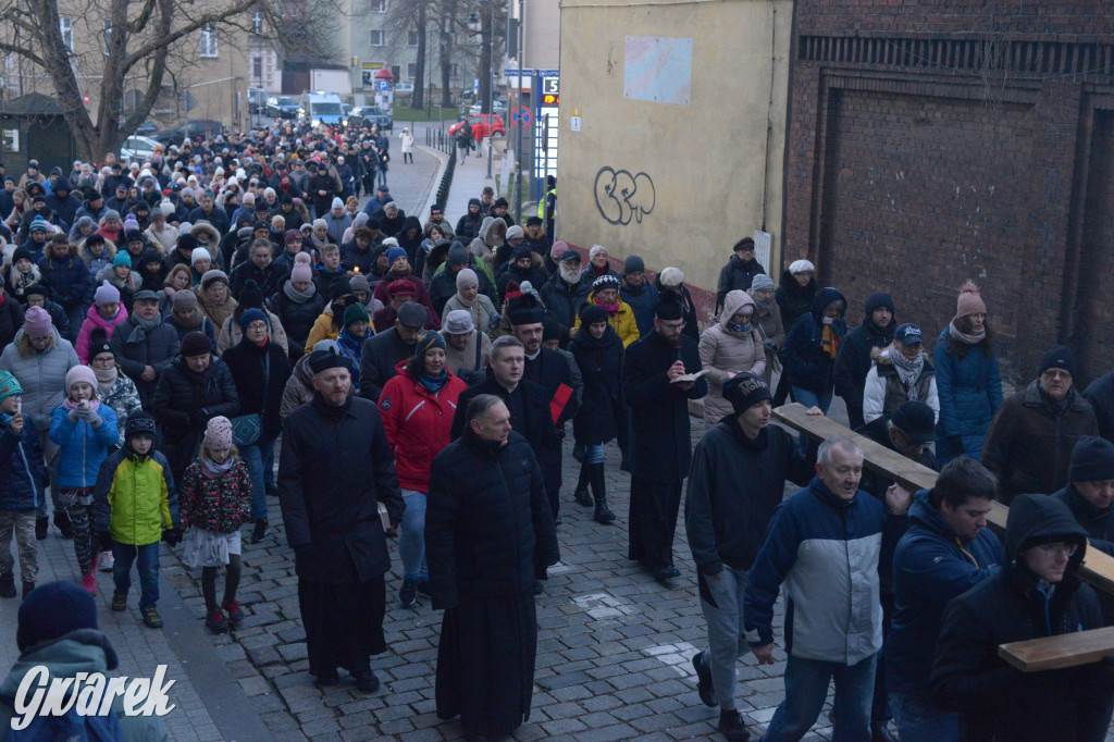 Tarnowskie Góry. Droga Krzyżowa ulicami miasta