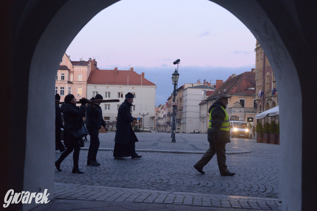 Tarnowskie Góry. Droga Krzyżowa ulicami miasta