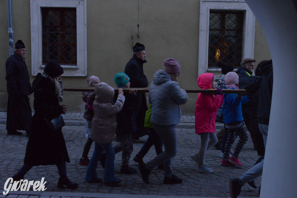 Tarnowskie Góry. Droga Krzyżowa ulicami miasta