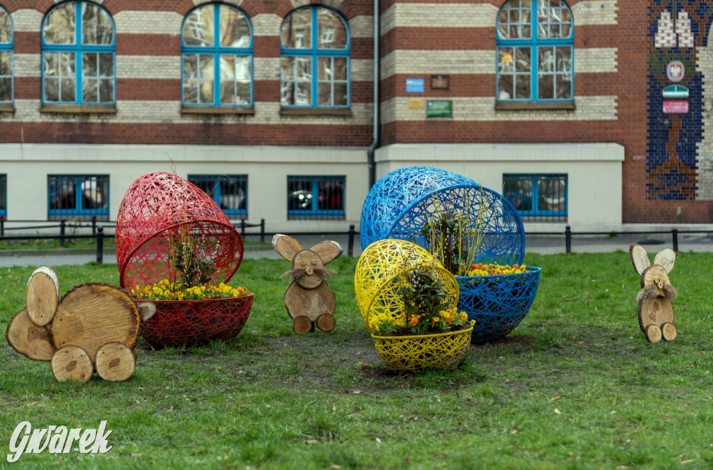 Miasto gotowe na święta. Wielkanocne ozdoby w 12 miejscach