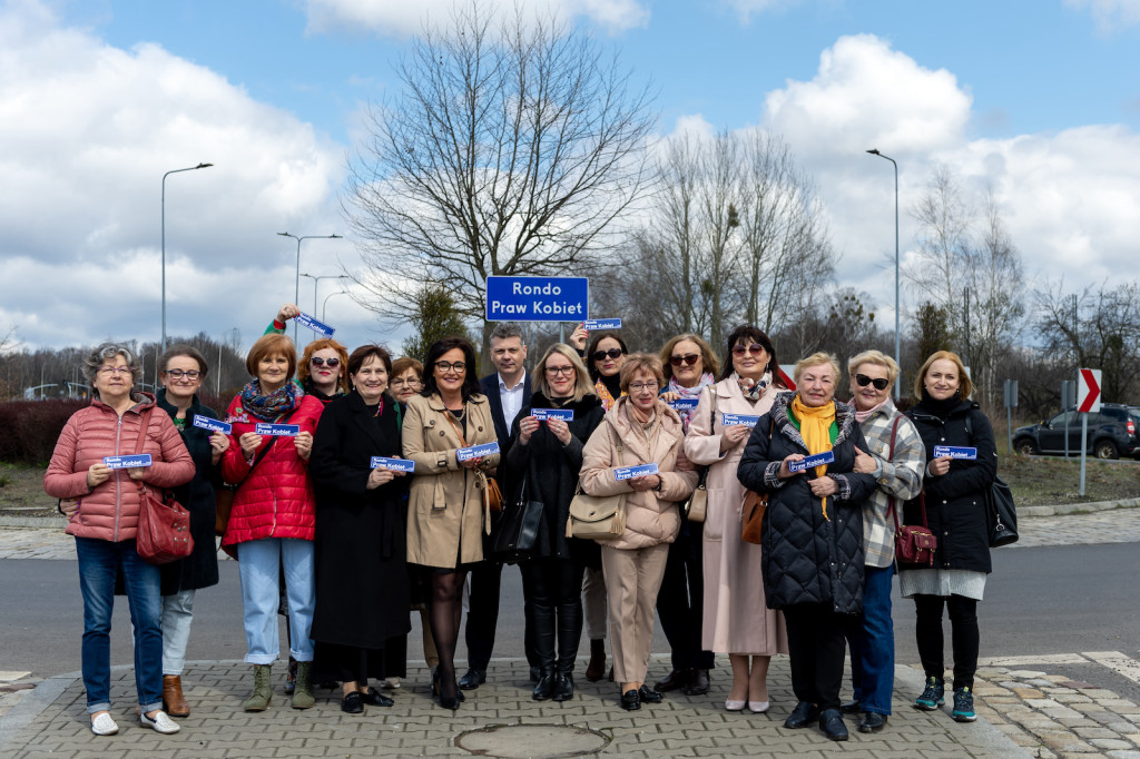 Bytom ma rondo Praw Kobiet, w Tarnowskich Górach...