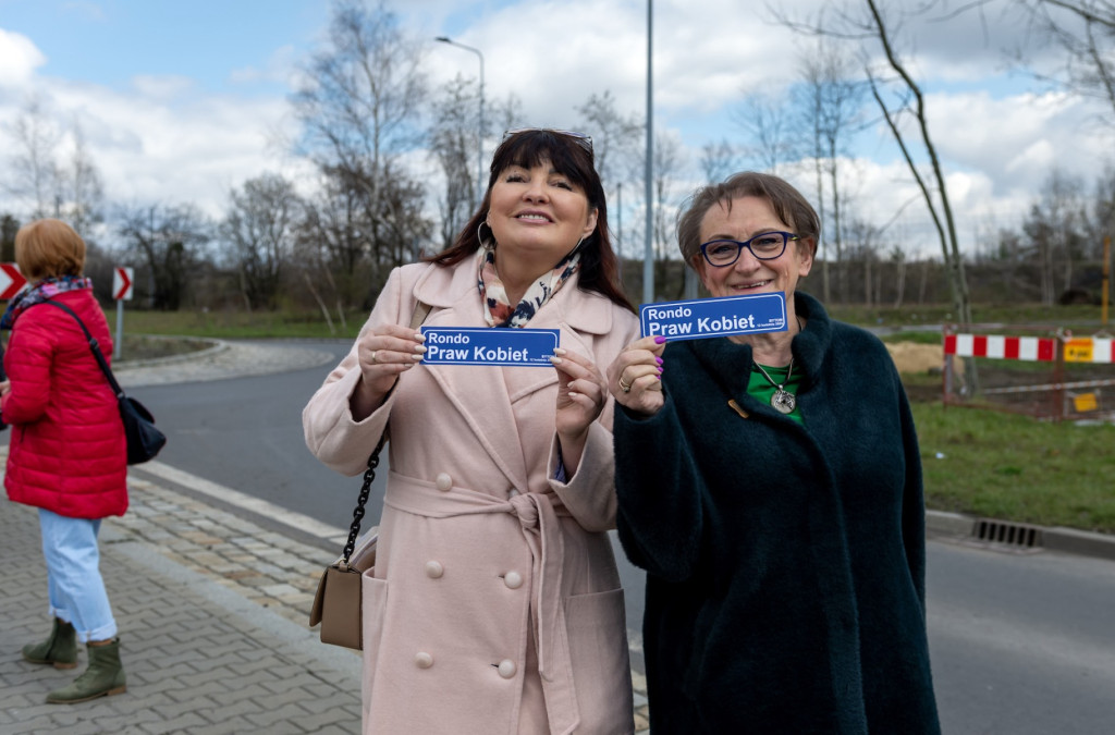 Bytom ma rondo Praw Kobiet, w Tarnowskich Górach...