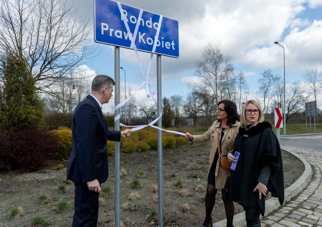 Bytom ma rondo Praw Kobiet, w Tarnowskich Górach...