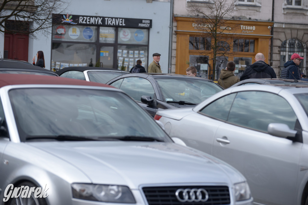 Tarnowskie Góry. Zlot kabrioletów z Silesia Cabrio