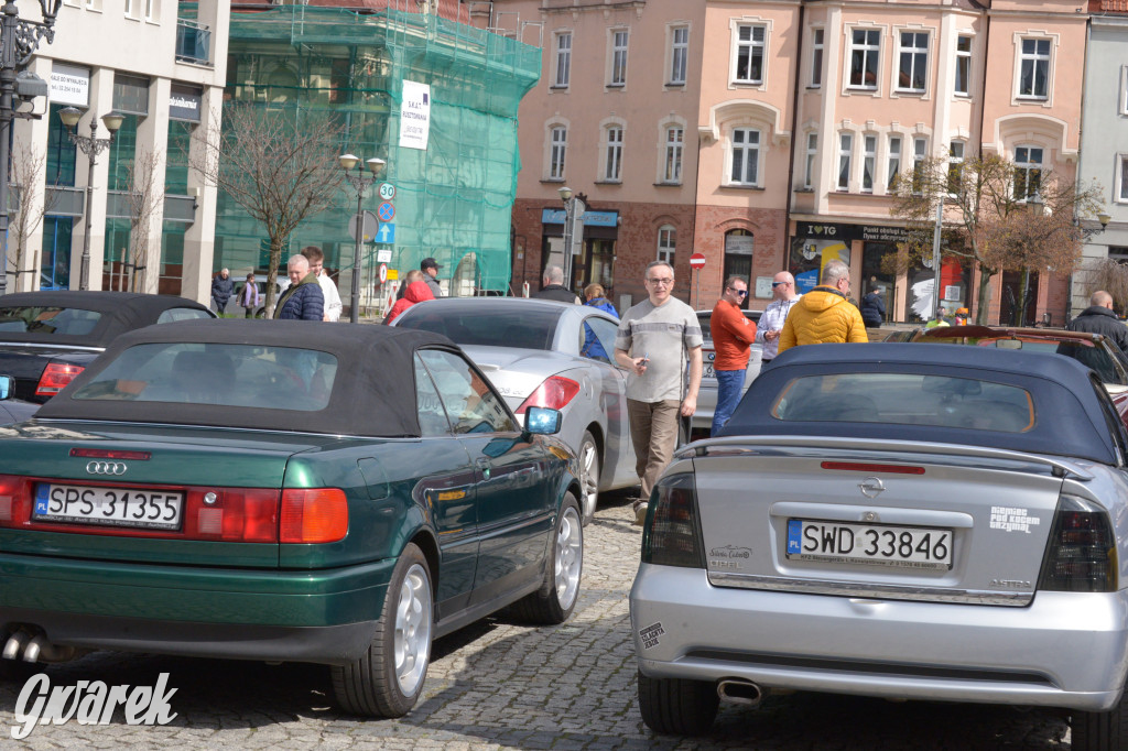 Tarnowskie Góry. Zlot kabrioletów z Silesia Cabrio
