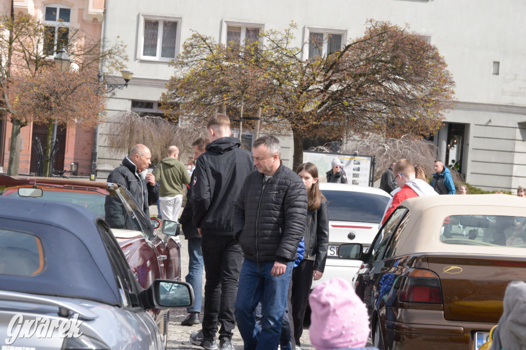 Tarnowskie Góry. Zlot kabrioletów z Silesia Cabrio