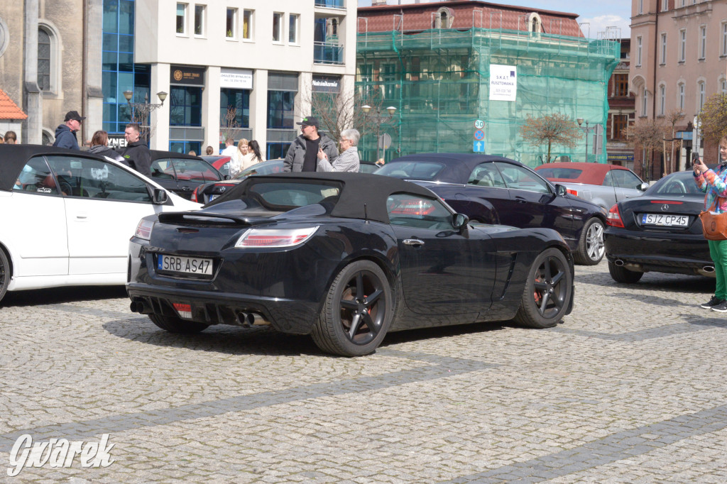 Tarnowskie Góry. Zlot kabrioletów z Silesia Cabrio