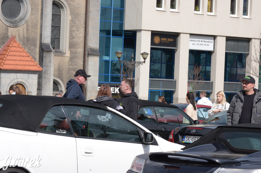 Tarnowskie Góry. Zlot kabrioletów z Silesia Cabrio