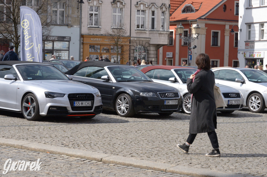 Tarnowskie Góry. Zlot kabrioletów z Silesia Cabrio