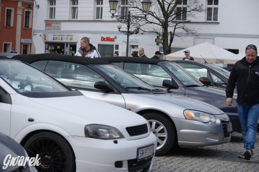 Tarnowskie Góry. Zlot kabrioletów z Silesia Cabrio